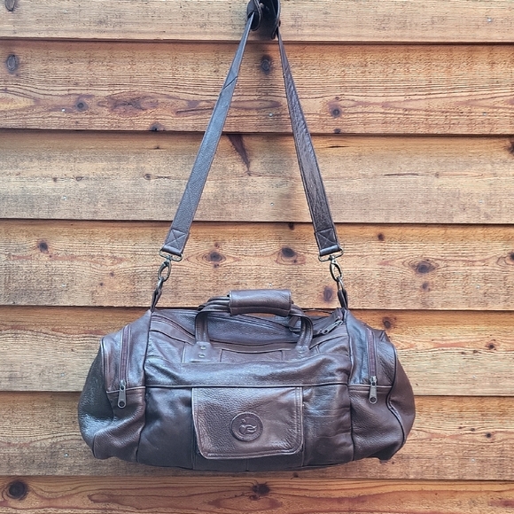 Vintage Gold Duck Leather Collection Duffel Bag EUC Fathers Day Great gift - Picture 1 of 13